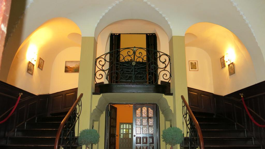 Palac Jastrowiec エクステリア 写真